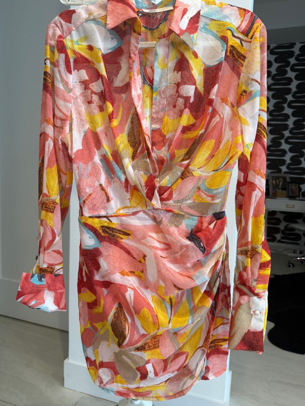 Pookie & Sebastian stunning abstract print mini dress